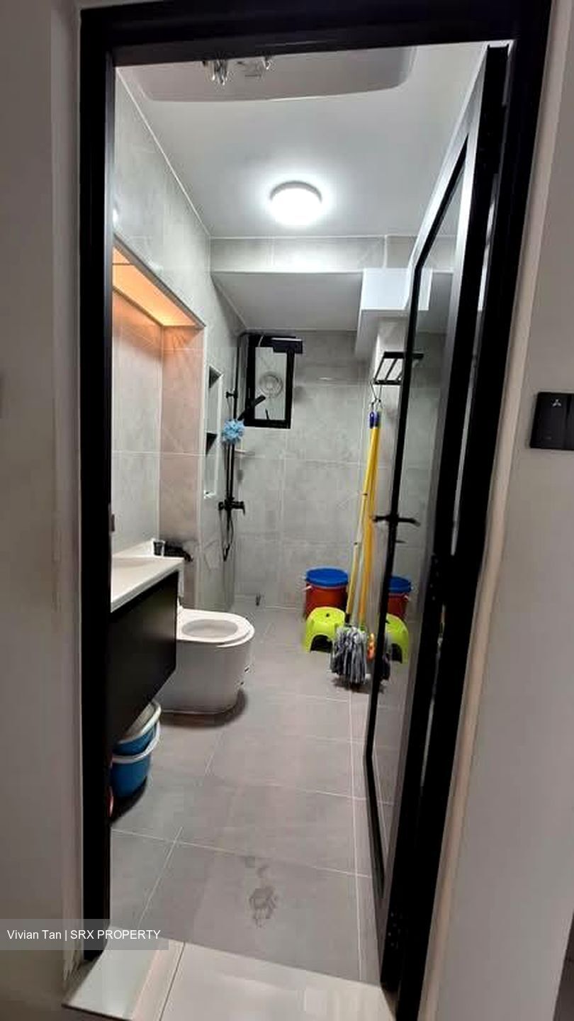 Blk 272B Jurong West Street 24 (Jurong West), HDB 5 Rooms #555300041